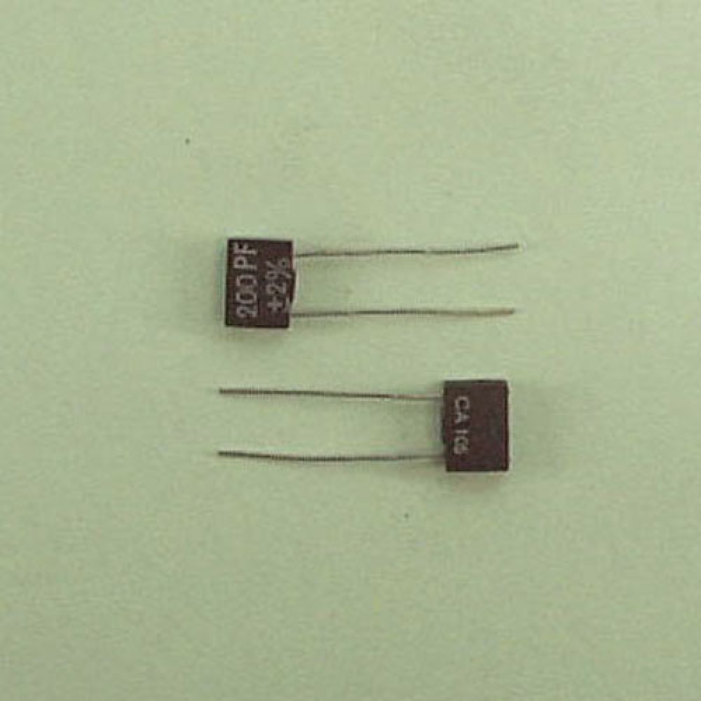 CONDENSATEUR MICA 200PF / 2% / 160VCC