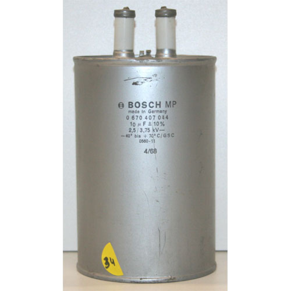CONDENSATEUR BAIN HUILE---10µF/3750VAC
