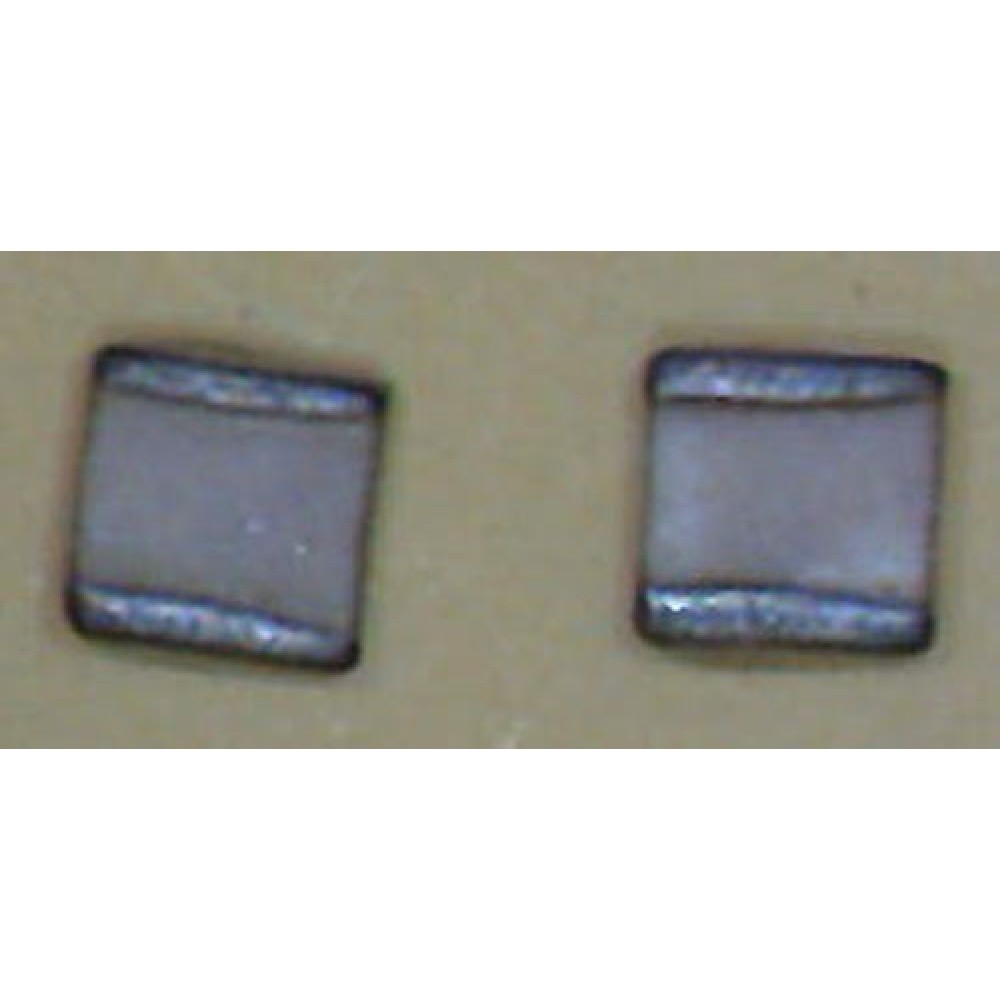 CONDENSATEUR CHIP 30PF---2 PIECES