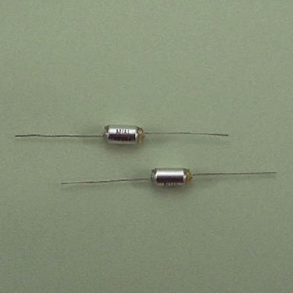CONDENSATEUR STYROFLEX  8,2NF  5% 63VCC