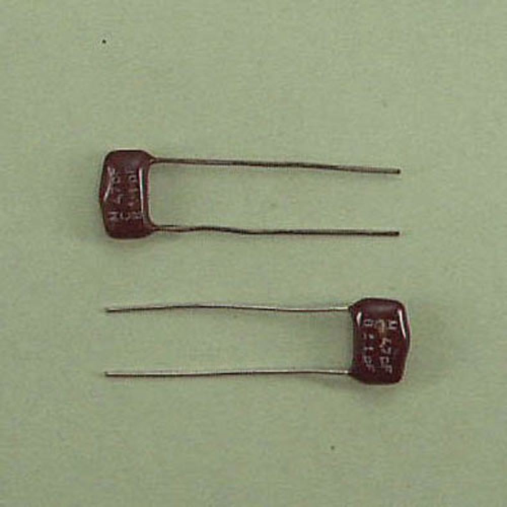 CONDENSATEUR MICA  ARGENTE 47PF 300VCC