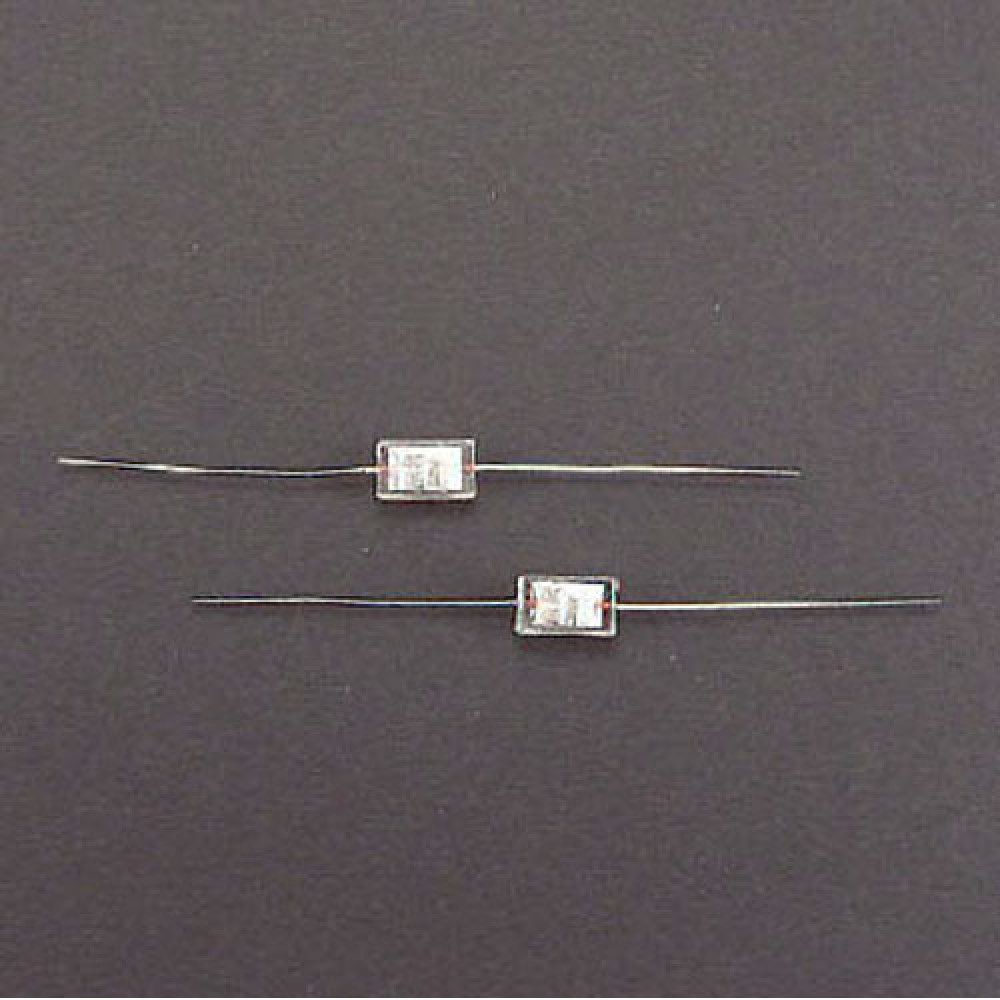 CONDENSATEUR STYROFLEX  1,2NF  1% 300VCC
