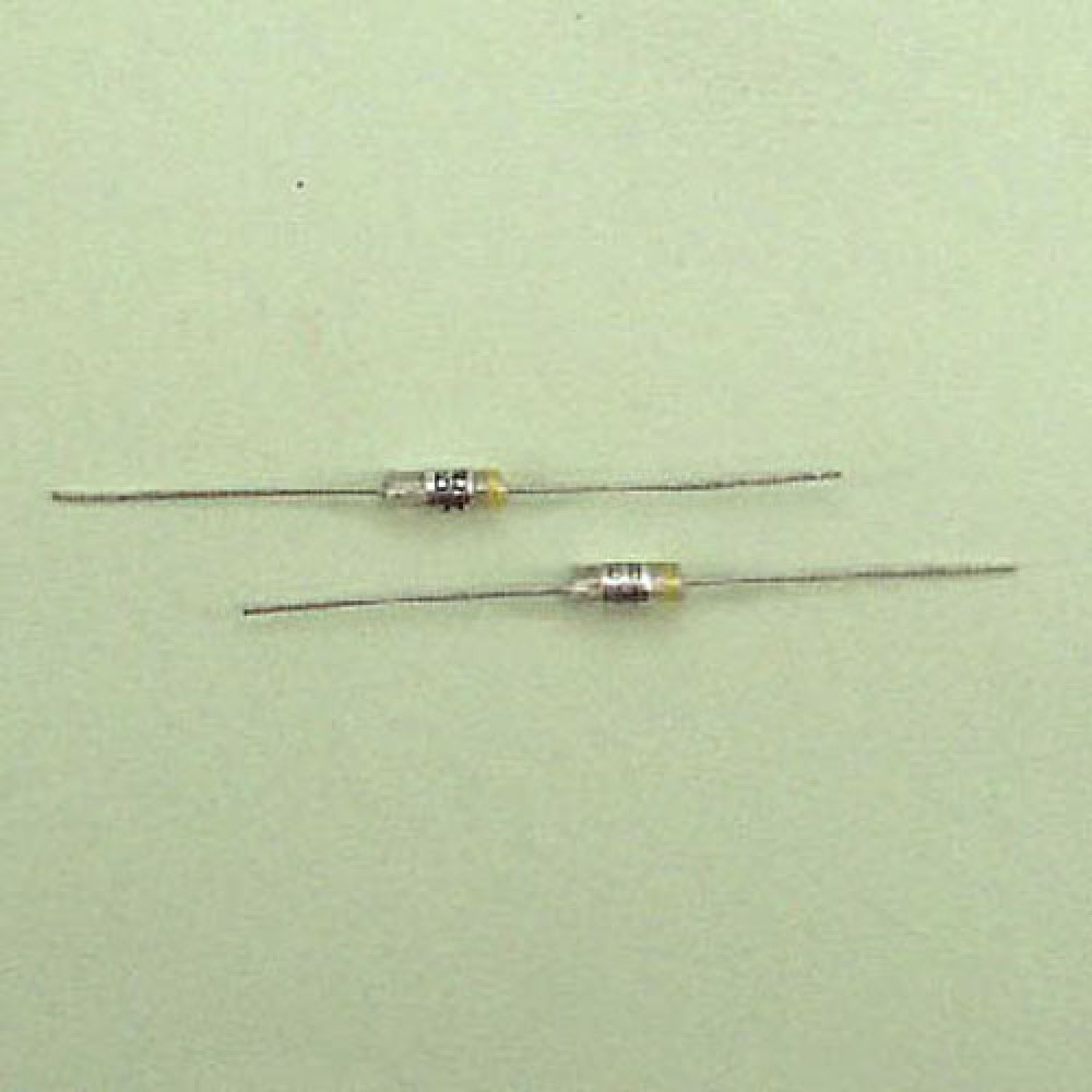CONDENSATEUR STYROFLEX  68PF 2,5%  63VCC