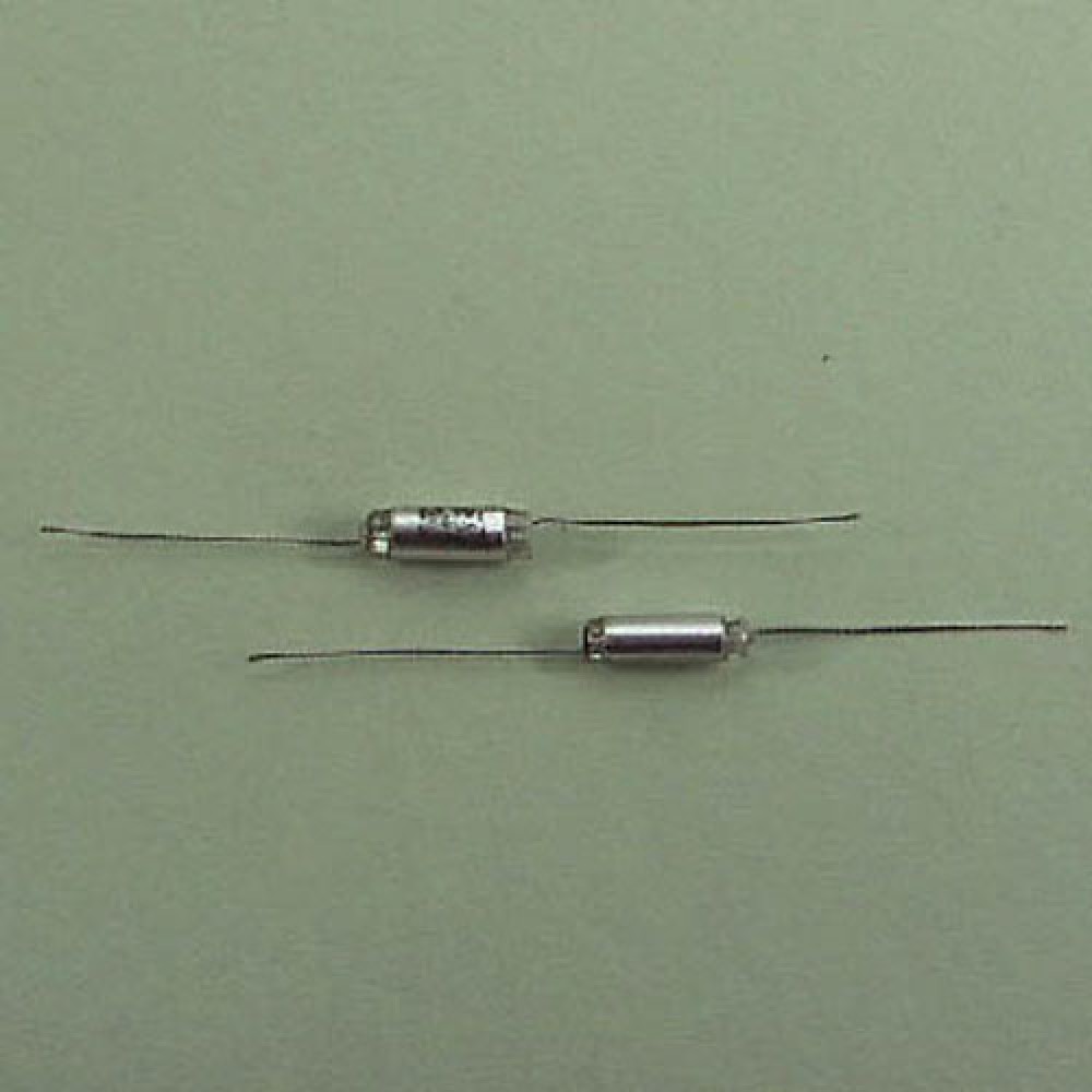 CONDENSATEUR STYROFLEX 700PF 2,5% 630VCC