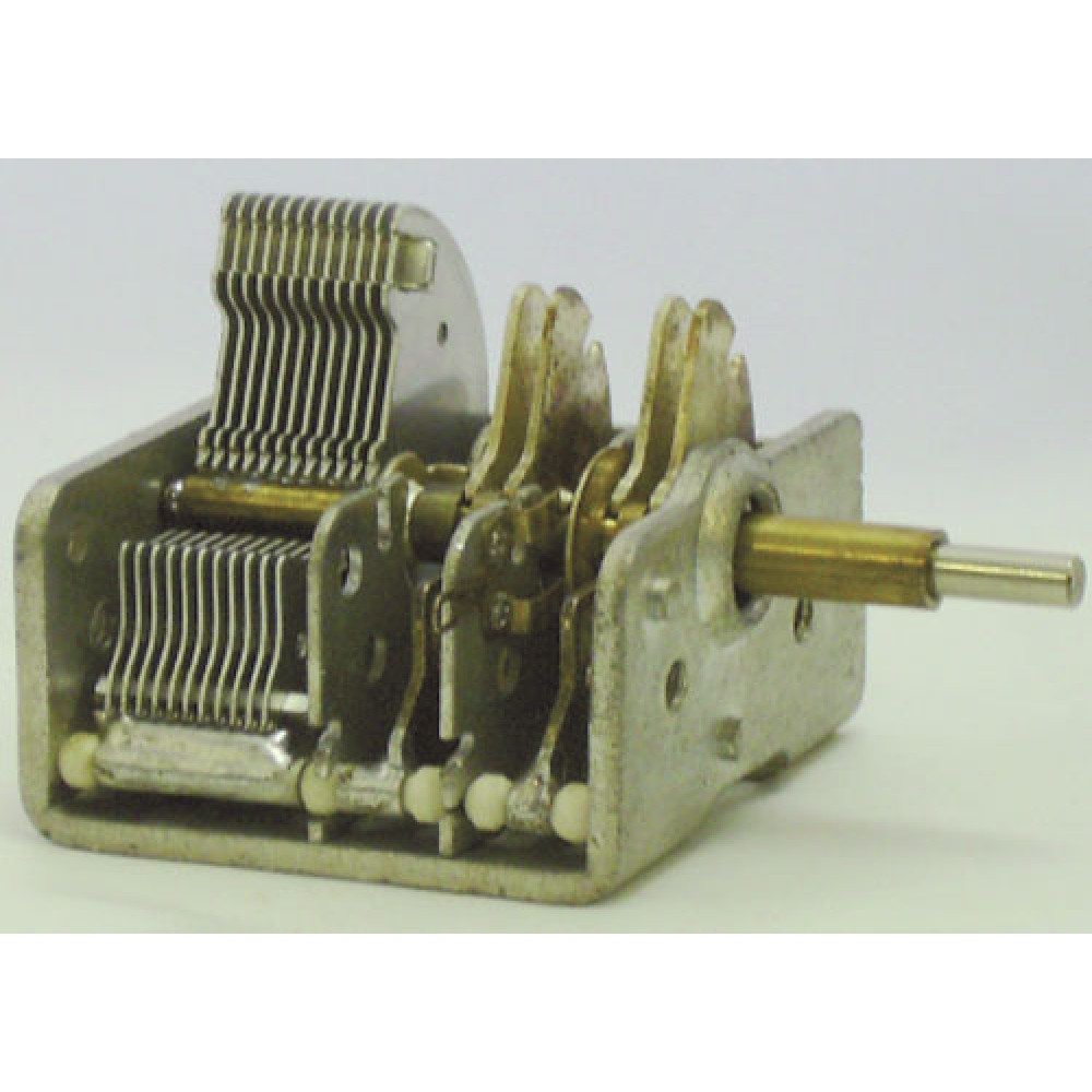 CONDENSATEUR VARIABLE AIR 2X20+490PF