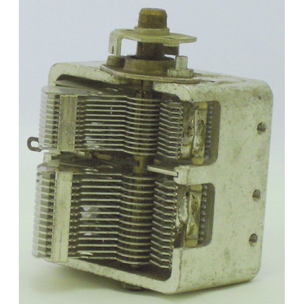 CONDENSATEUR VARIABLE AIR 320+390PF