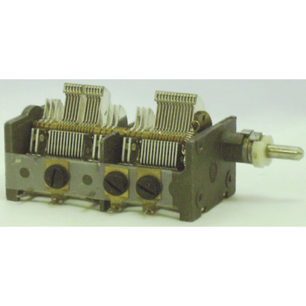 CONDENSATEUR VARIABLE AIR 3X20+280+390PF