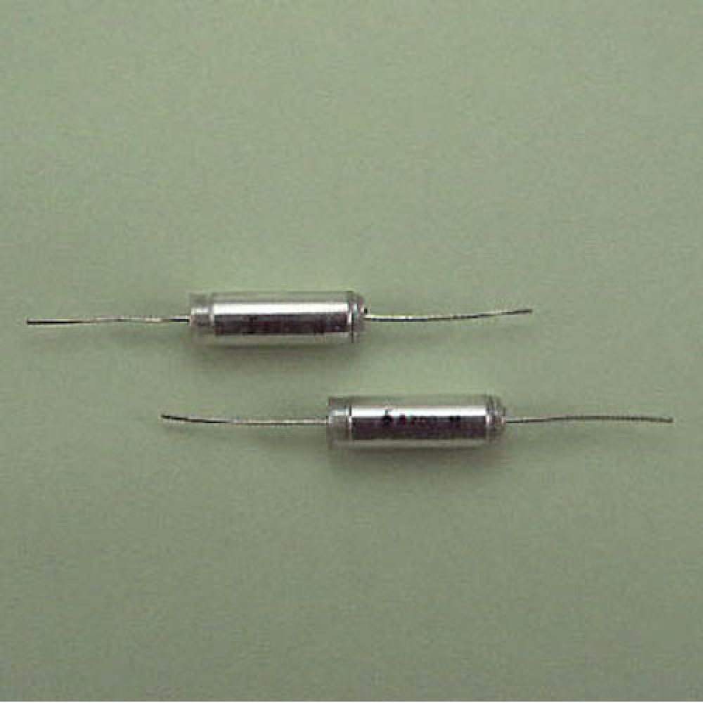 CONDENSATEUR STYROFLEX 8,2NF 2,5% 630VCC