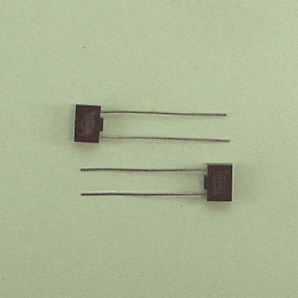 CONDENSATEUR MICA 56PF / 10% / 300VCC