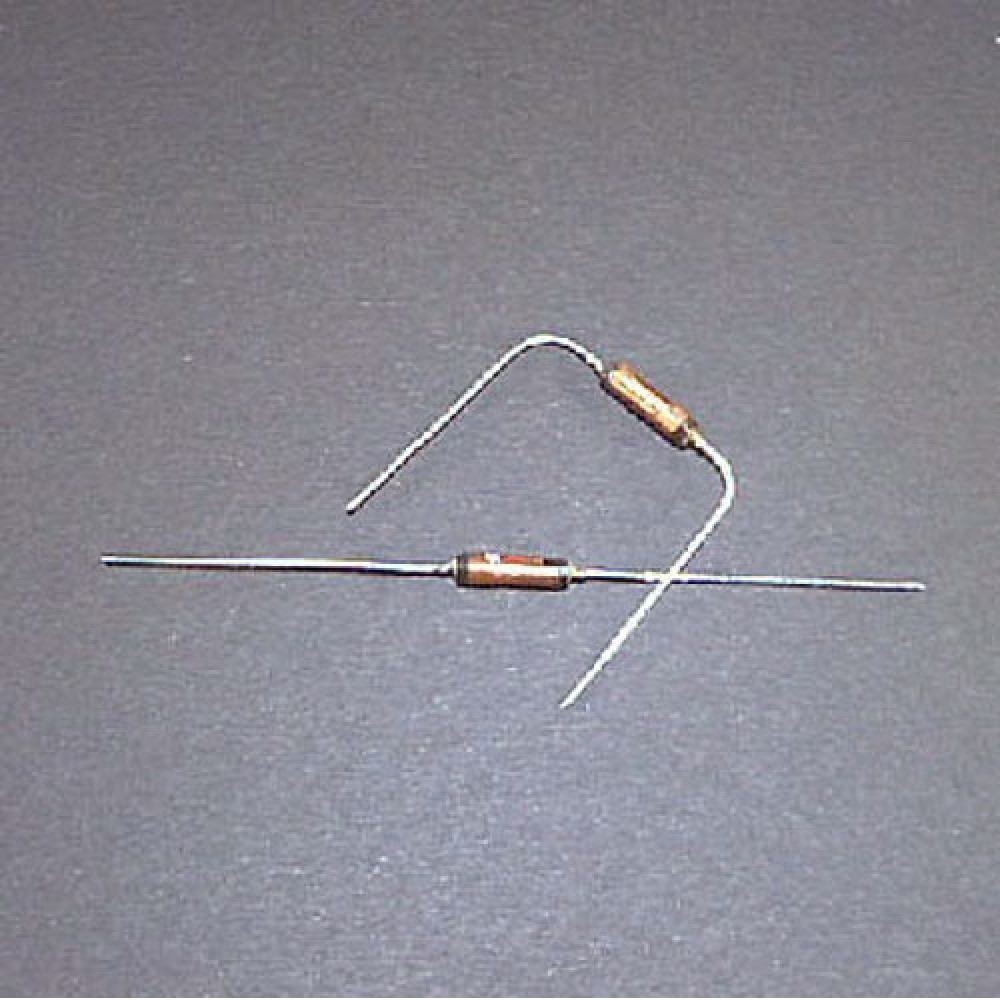 SELF SUR FERRITE  82µH   LOT 2 PIÉCES