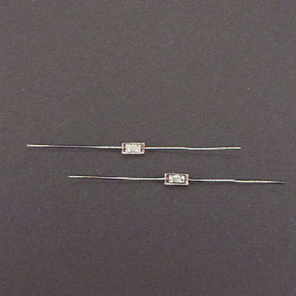 CONDENSATEUR STYROFLEX  47PF  5% 500VCC
