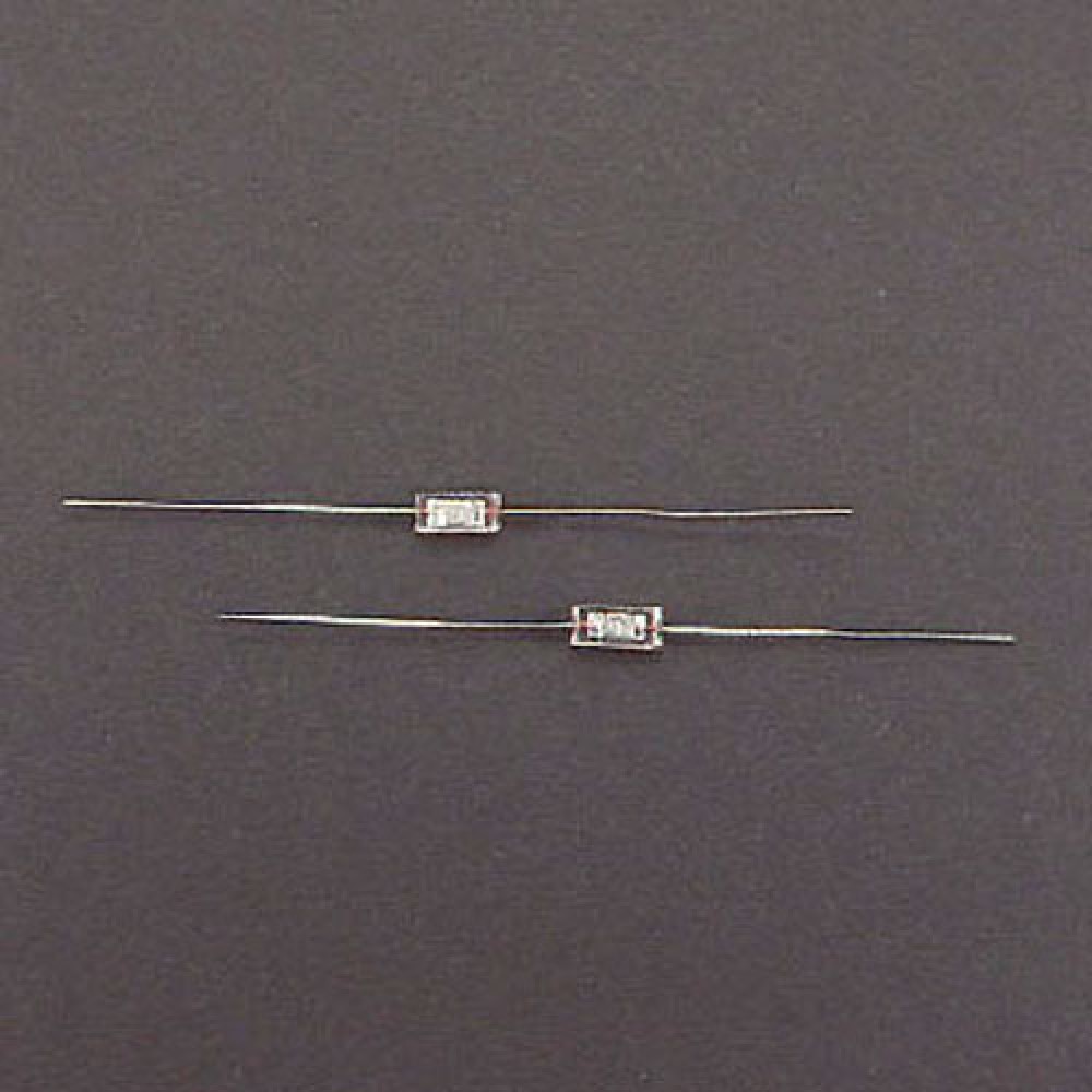 CONDENSATEUR STYROFLEX  39PF  5% 500VCC