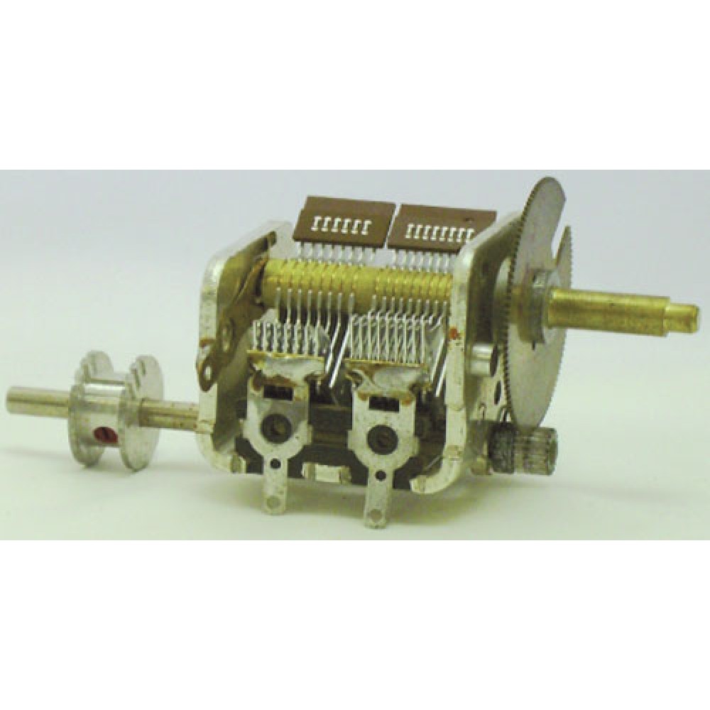 CONDENSATEUR VARIABLE AIR 120+330PF