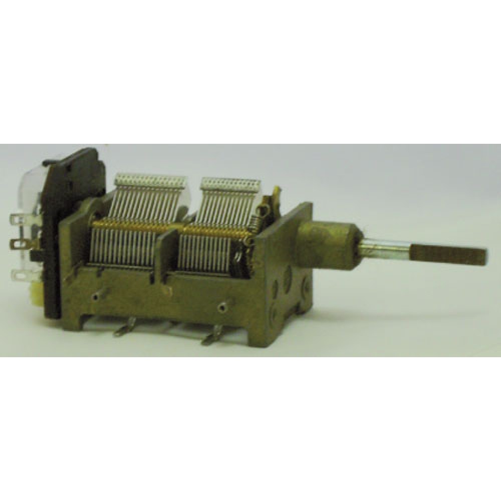 CONDENSATEUR VARIABLE AIR 2X330PF