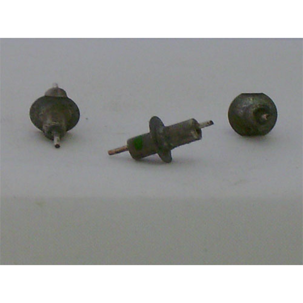 CONDENSATEUR BY-PASS--4,7PF / 2PIECES