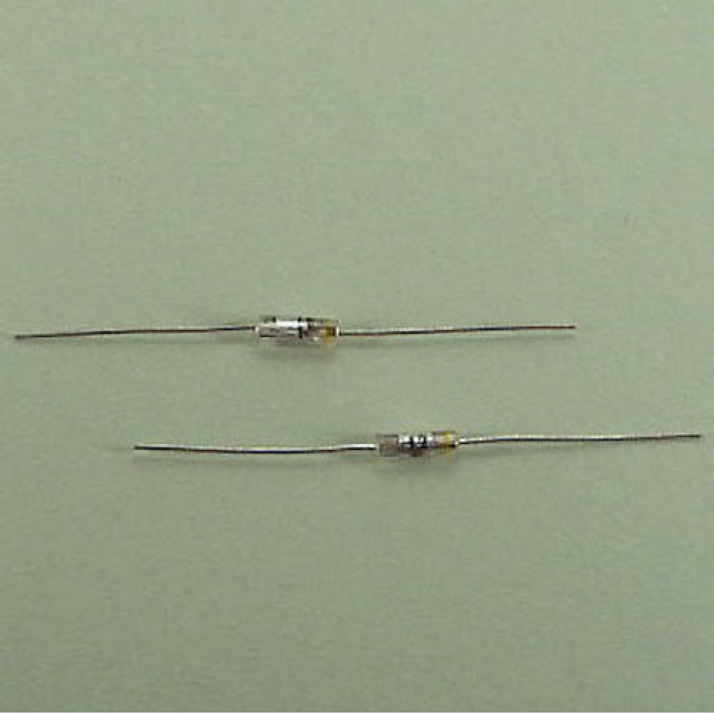 CONDENSATEUR STYROFLEX  12PF 1%  63VCC