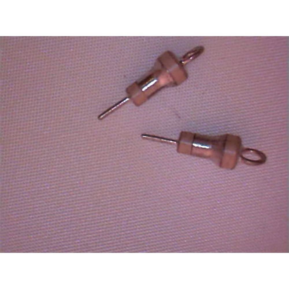 CONDENSATEUR BY-PASS--33PF / 2PIECES
