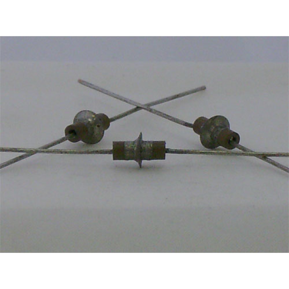CONDENSATEUR BY-PASS--47PF / 2PIECES