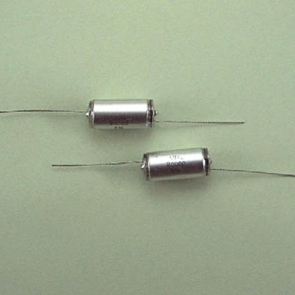CONDENSATEUR STYROFLEX  20NF  5% 500VCC