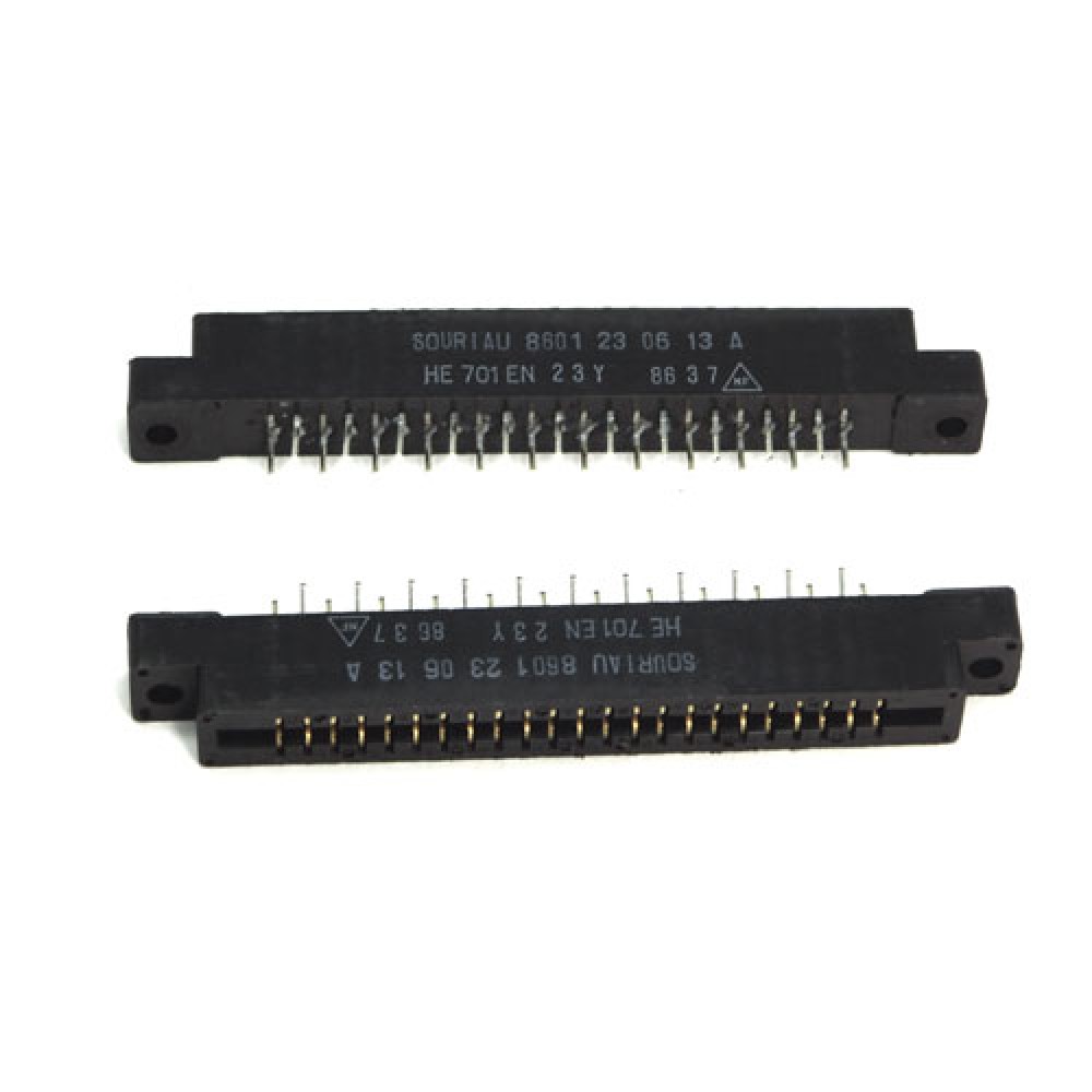 CONNECTEUR HE7 FEMELLE>CI 1X23PTS 2,54