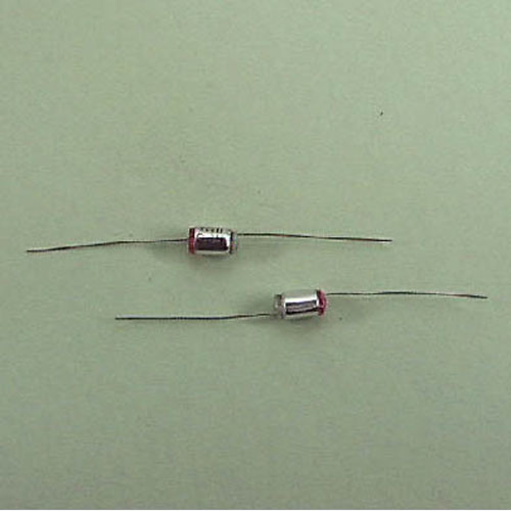 CONDENSATEUR STYROFLEX  1,2NF 10% 160VCC