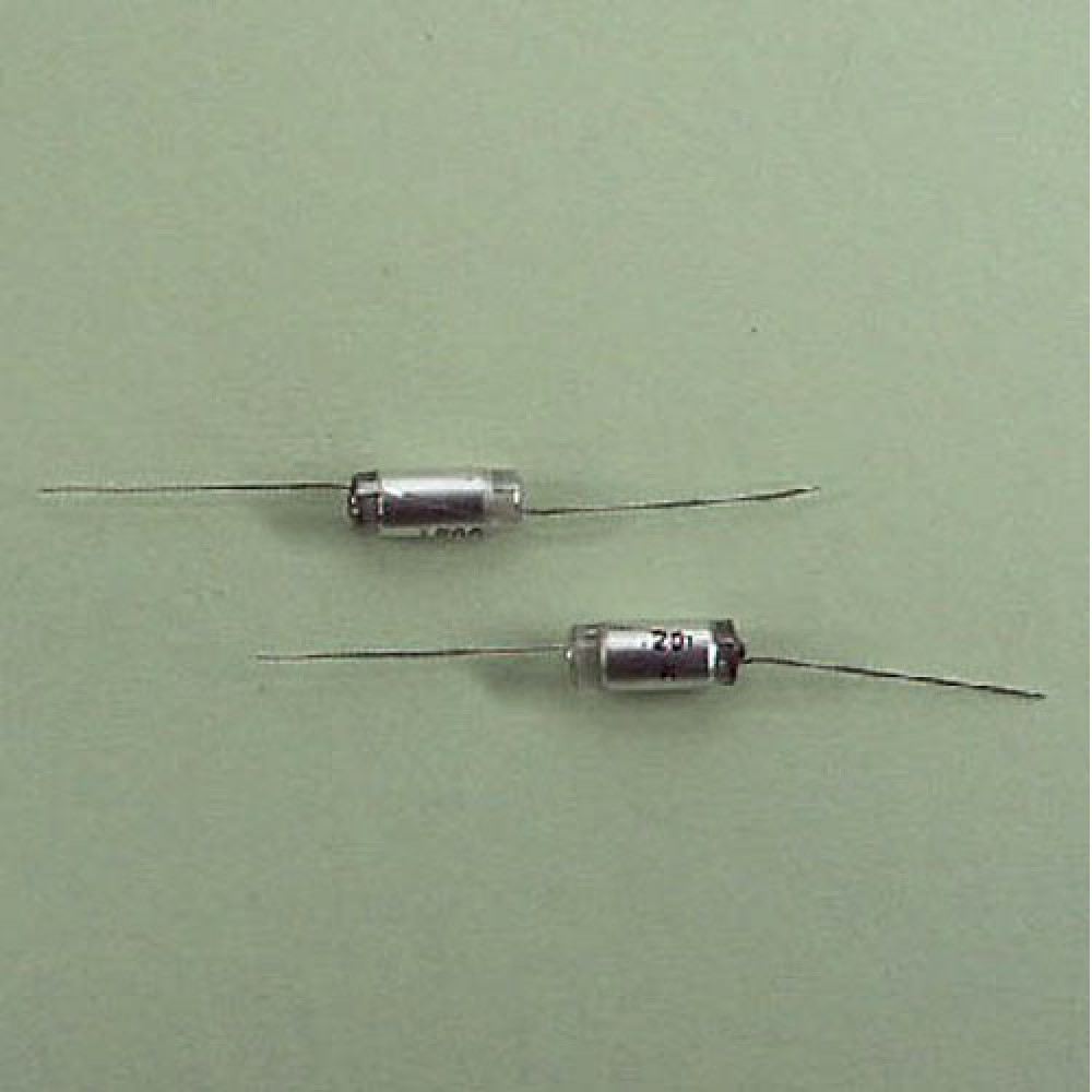 CONDENSATEUR STYROFLEX  1,2NF 10% 630VCC