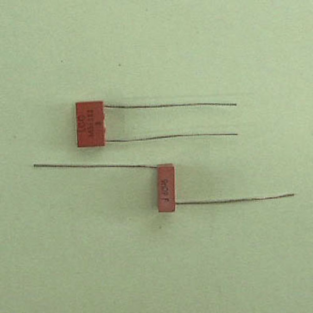 CONDENSATEUR MICA  ARGENTE 9,09NF 300VCC