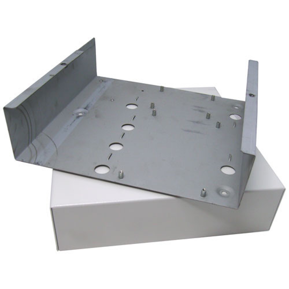 COFFRET ACIER CARRE - 270X270X76MM