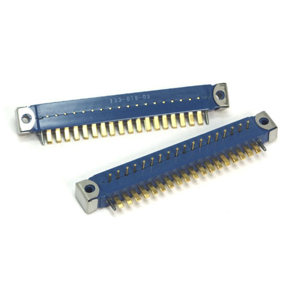 CONNECTEUR MALE>>CI COUDE 1X18PTS - 3,96