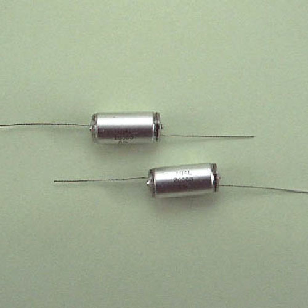 CONDENSATEUR STYROFLEX  20NF  5% 500VCC