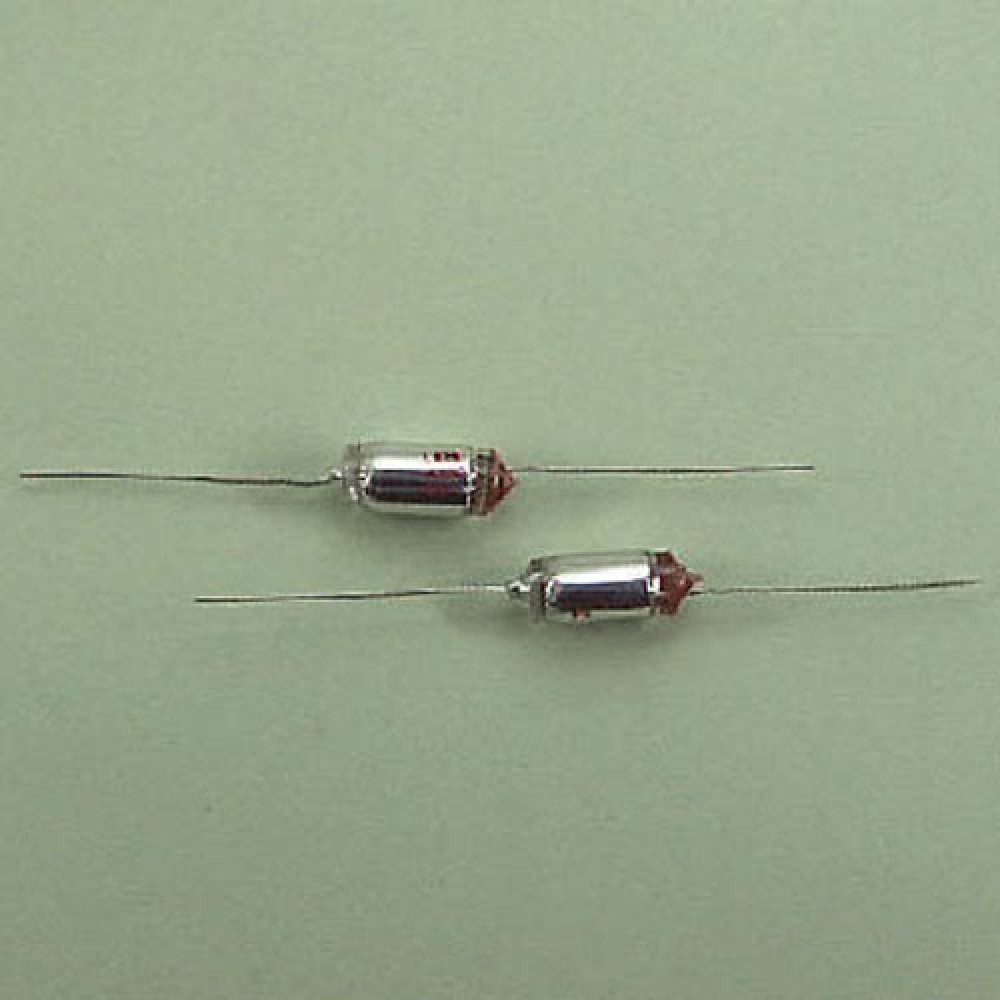 CONDENSATEUR STYROFLEX  4,7NF  5% 160VCC