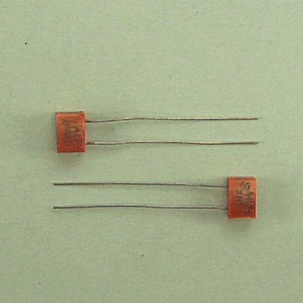 CONDENSATEUR MICA  ARGENTE 220PF 63VCC