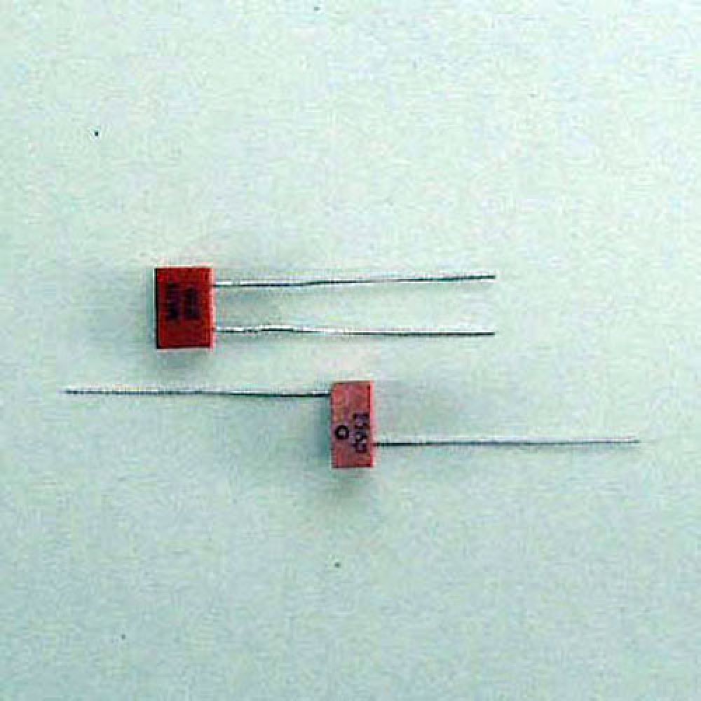 CONDENSATEUR MICA  ARGENTE 226PF 63VCC