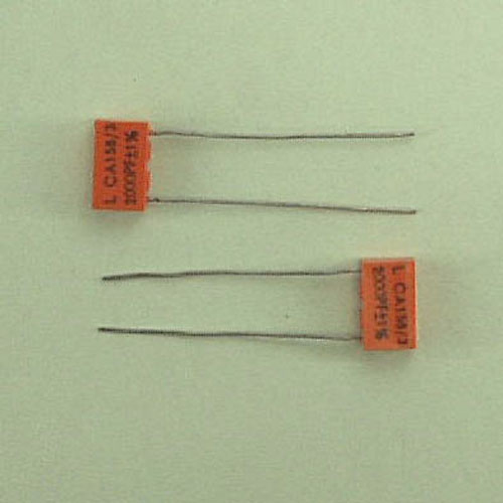 CONDENSATEUR MICA  ARGENTE 2NF 300VCC
