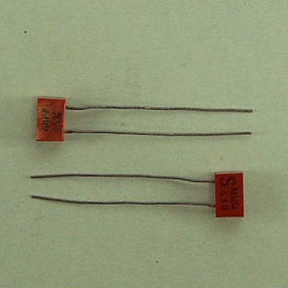 CONDENSATEUR MICA  ARGENTE 68PF 63VCC