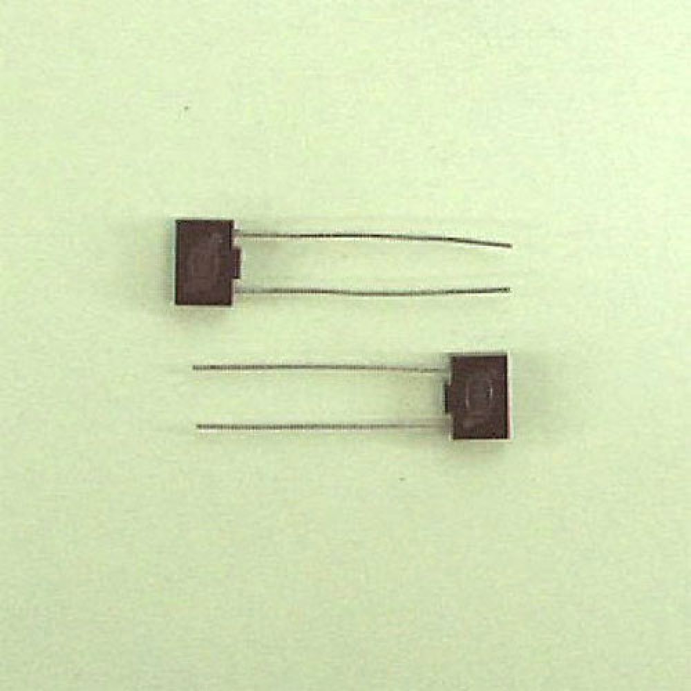 CONDENSATEUR MICA 221PF / 1% / 500VCC