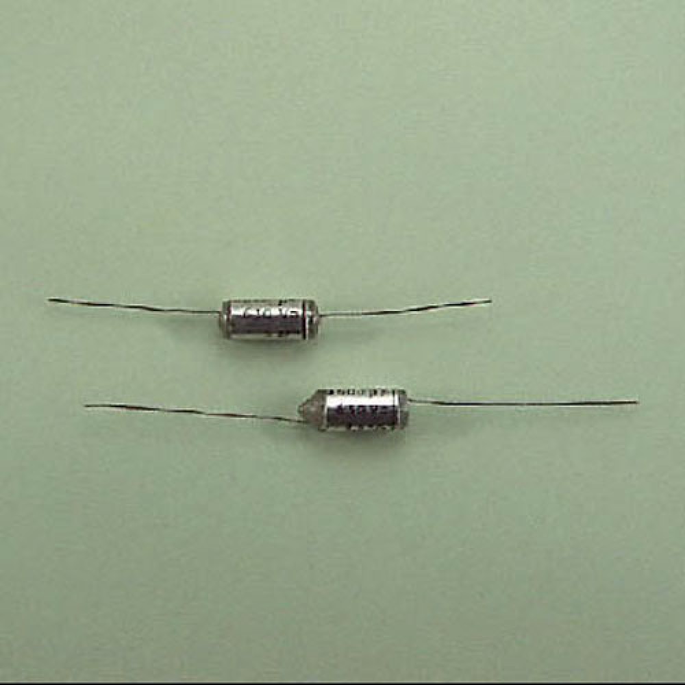 CONDENSATEUR STYROFLEX  3,6NF 5% 630VCC