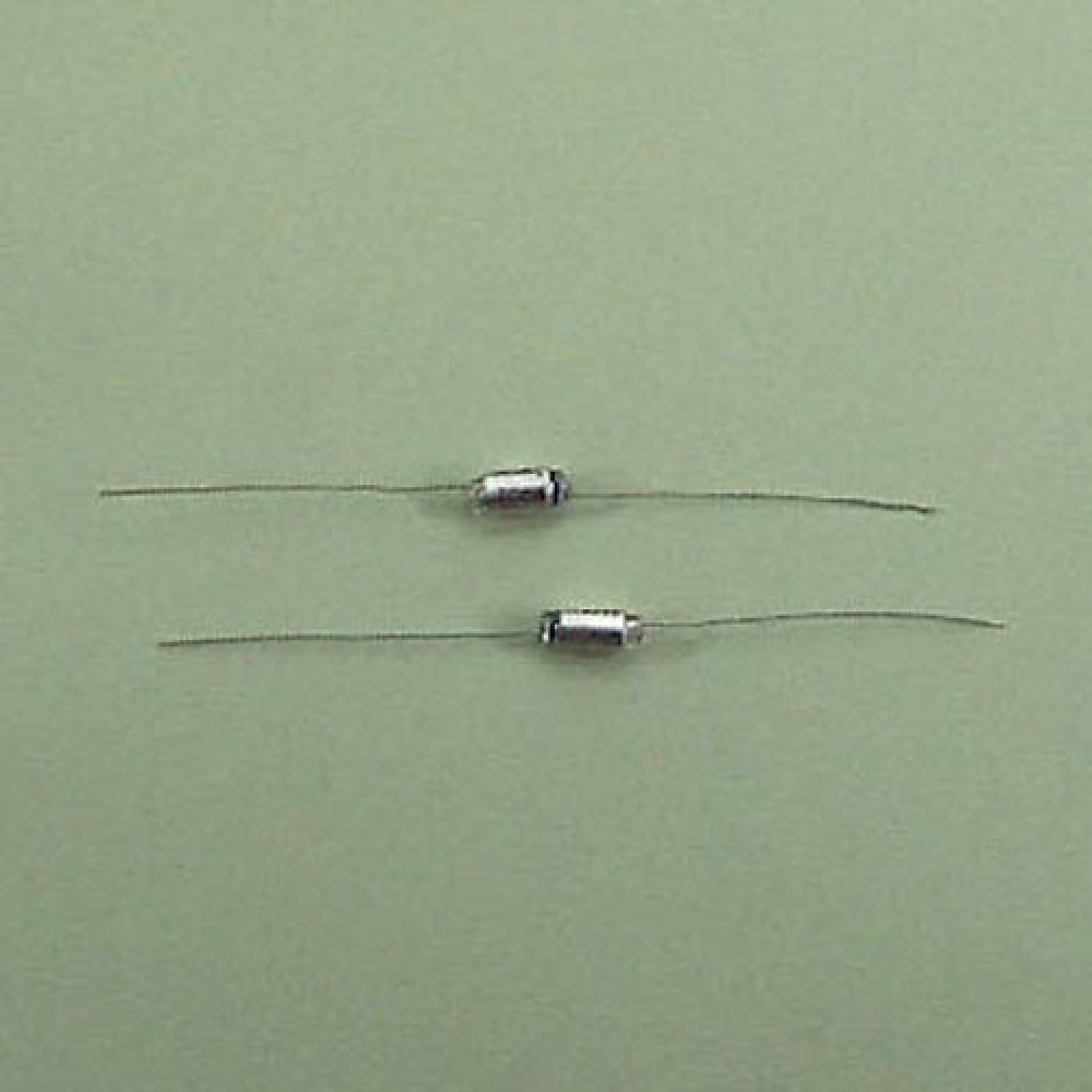 CONDENSATEUR STYROFLEX   3NF  10%  25VCC