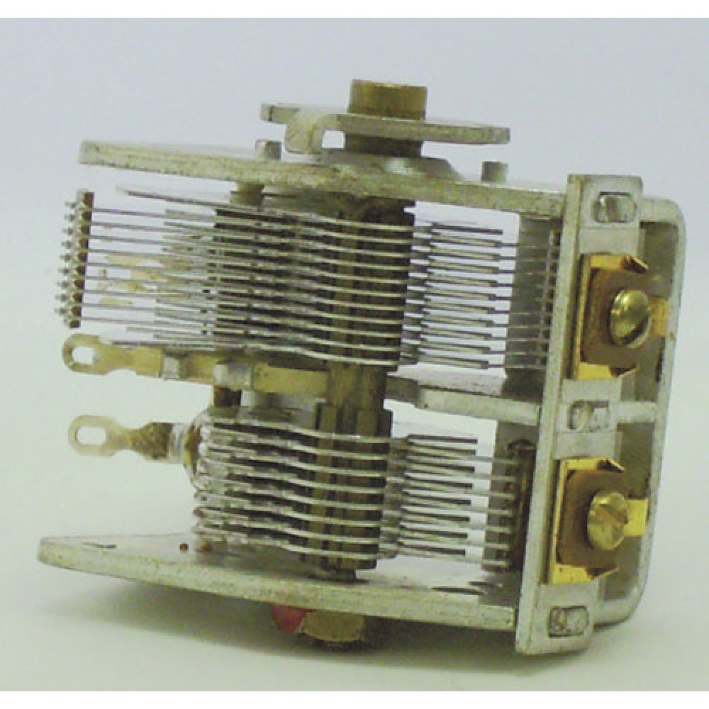 CONDENSATEUR VARIABLE AIR 130+390PF