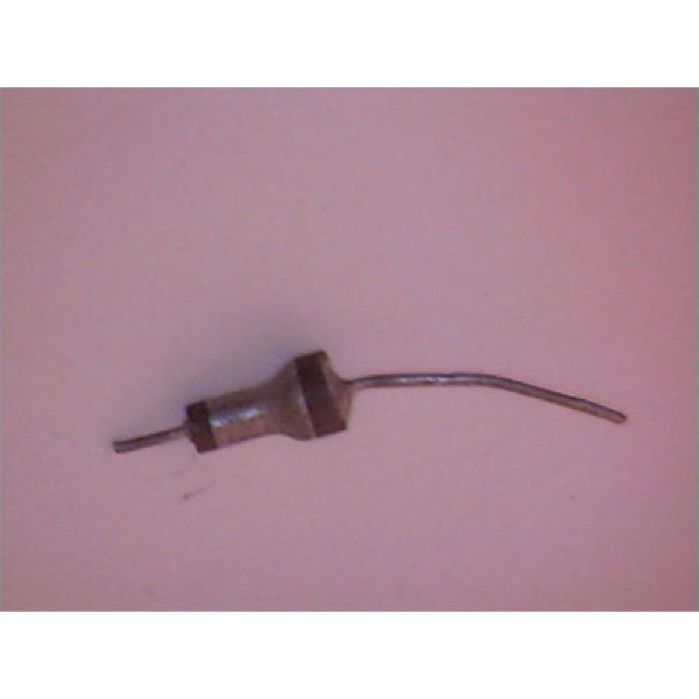 CONDENSATEUR BY-PASS--1,2NF / 2PIECES