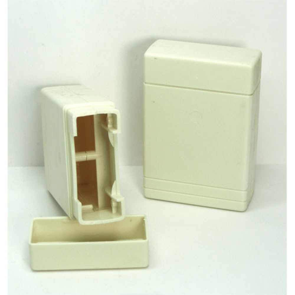 COFFRET PLASTIQUE BLANC LOT 10 PIÈCES